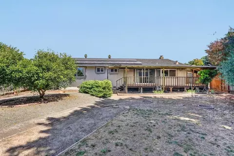 Exterior - 25 Brook Ct, Watsonville, CA 95076 photo 7 of 11