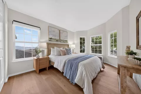Bedroom - 92 Outlook Cir, Pacifica, CA 94044 photo 2 of 3