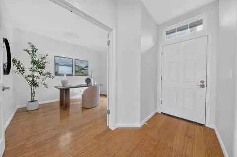 Entry Way - 92 Outlook Cir, Pacifica, CA 94044 photo 5 of 5