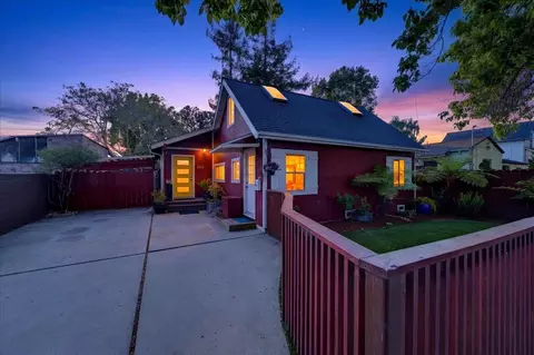 115 Catalpa St, Santa Cruz, CA 95062