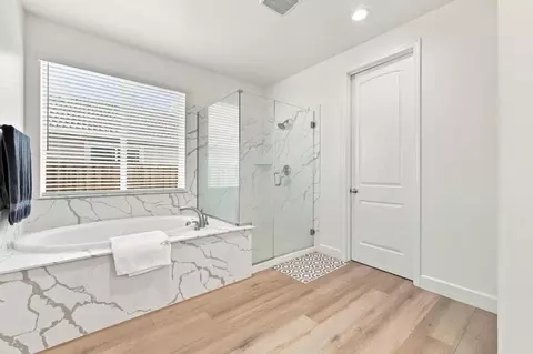 Bath - 20 Grapevine Ct, Oakley, CA 94561 photo 3 of 6