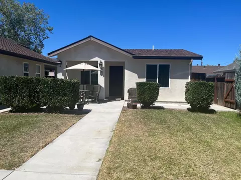 395 E 8th St, Gilroy, CA 95020 photo 3