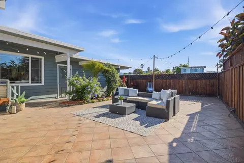 1741 S Norfolk St, San Mateo, CA 94403