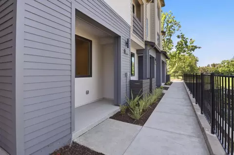 1107 Juana Ct, Palo Alto, CA 94303