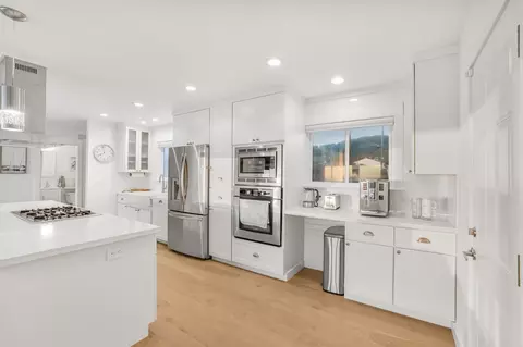 Kitchen - 204 Shoreview Ave, Pacifica, CA 94044 photo 1 of 4