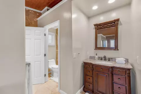 Bath - 204 Shoreview Ave, Pacifica, CA 94044 photo 4 of 6