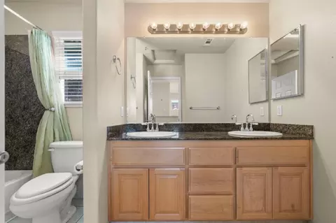 Bath - 1523 Rosette Way, Gilroy, CA 95020 photo 2 of 3