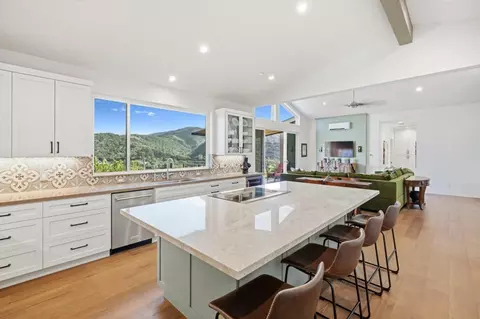 73 Poppy Rd B, Carmel Valley, CA 93924