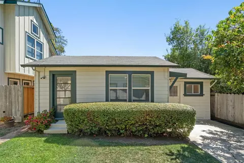 Exterior - 516 Capitola Ave, Capitola, CA 95010 photo 7 of 9