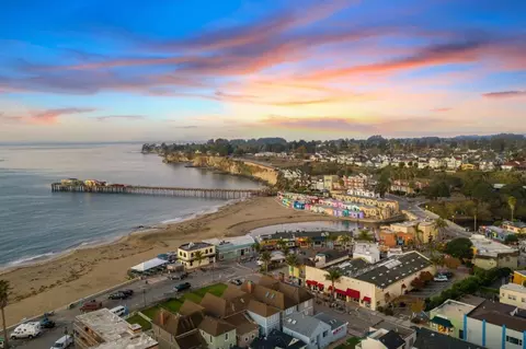 View/Area - 516 Capitola Ave, Capitola, CA 95010 photo 13 of 15