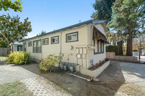 Exterior - 516 Capitola Ave, Capitola, CA 95010 photo 3 of 9