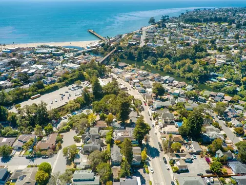 View/Area - 516 Capitola Ave, Capitola, CA 95010 photo 2 of 15