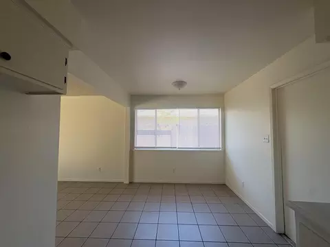 Living - 3257 Sacramento Dr, Merced, CA 95348 photo 1 of 5