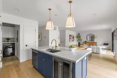 Kitchen - 562 Palm Ave, Los Altos, CA 94022 photo 1 of 7