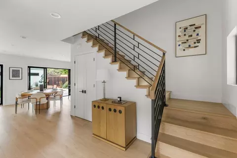 Entry Way - 562 Palm Ave, Los Altos, CA 94022 photo 2 of 8