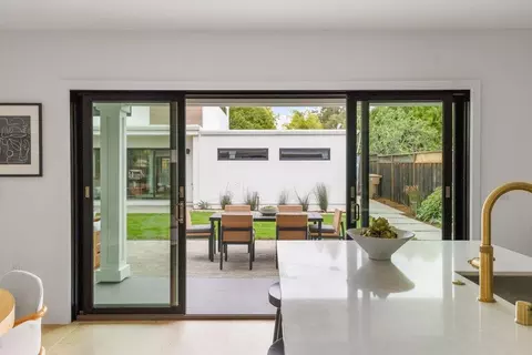 Exterior - 562 Palm Ave, Los Altos, CA 94022 photo 7 of 22