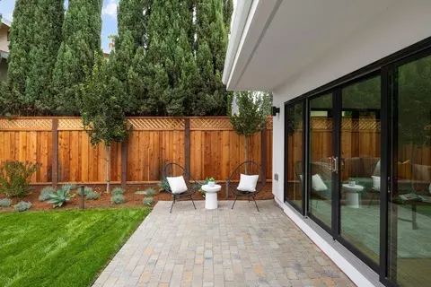 Exterior - 562 Palm Ave, Los Altos, CA 94022 photo 19 of 22