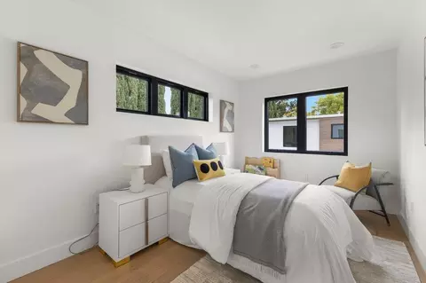 Bedroom - 562 Palm Ave, Los Altos, CA 94022 photo 5 of 7