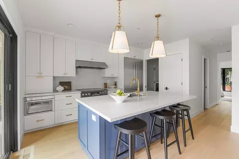 Kitchen - 562 Palm Ave, Los Altos, CA 94022 photo 4 of 7