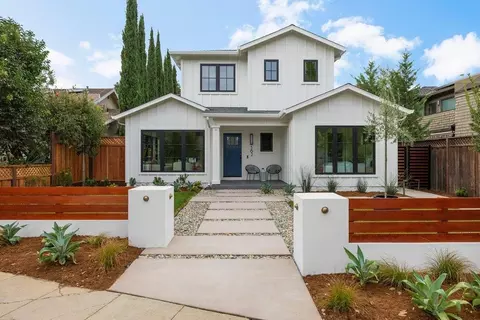 Exterior - 562 Palm Ave, Los Altos, CA 94022 photo 2 of 22