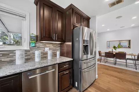 Kitchen - 434 Rhone Ct, Mountain View, CA 94043 photo 3 of 4