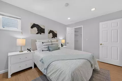 Bedroom - 434 Rhone Ct, Mountain View, CA 94043 photo 6 of 6