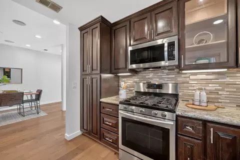 Kitchen - 434 Rhone Ct, Mountain View, CA 94043 photo 1 of 4