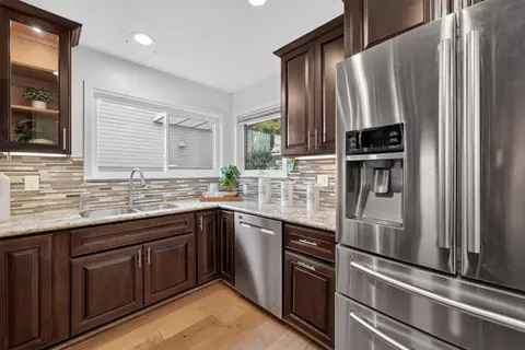 Kitchen - 434 Rhone Ct, Mountain View, CA 94043 photo 4 of 4