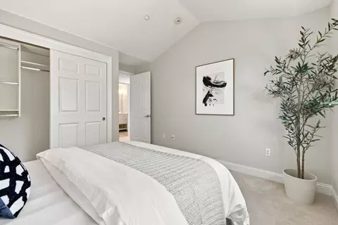 Bedroom - 1913 Vida Ct, Mountain View, CA 94043 photo 7 of 7