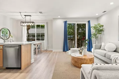 Living - 1913 Vida Ct, Mountain View, CA 94043 photo 1 of 3