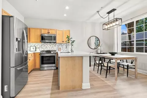 Kitchen - 1913 Vida Ct, Mountain View, CA 94043 photo 1 of 3