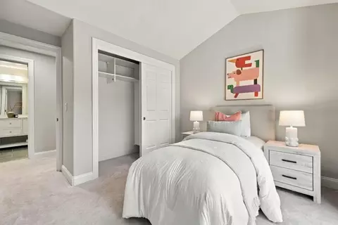 Bedroom - 1913 Vida Ct, Mountain View, CA 94043 photo 5 of 7