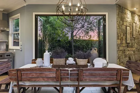 Dining - 10115 Ridgeline Ct, Dublin, CA 94568 photo 8 of 9