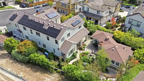 View/Area - 10115 Ridgeline Ct, Dublin, CA 94568 photo 6 of 13