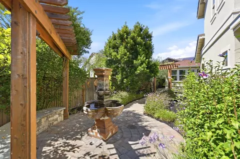 Exterior - 10115 Ridgeline Ct, Dublin, CA 94568 photo 13 of 31