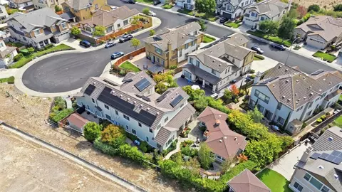View/Area - 10115 Ridgeline Ct, Dublin, CA 94568 photo 5 of 13