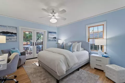 Bedroom - 41 Bancroft Rd, Burlingame, CA 94010 photo 1 of 7