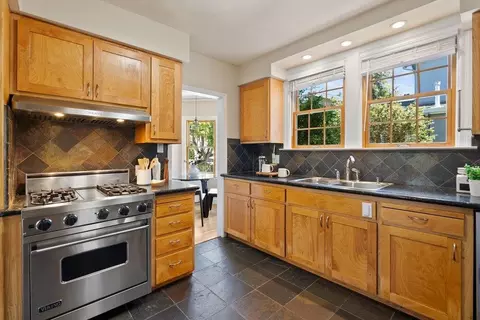 Kitchen - 41 Bancroft Rd, Burlingame, CA 94010 photo 1 of 2