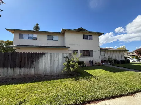 1210 Juniper Dr, Gilroy, CA 95020 photo 4