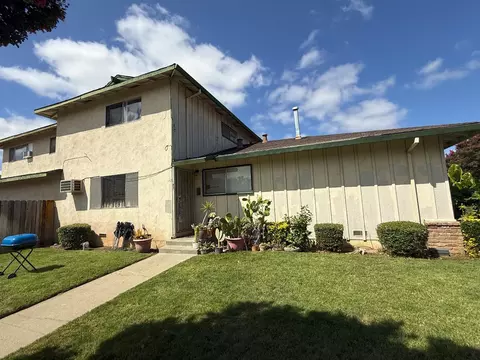 1210 Juniper Dr, Gilroy, CA 95020 photo 3