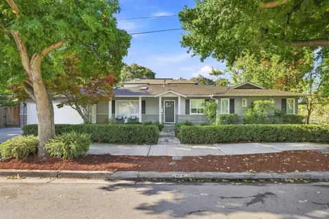 115 Walnut St, Menlo Park, CA 94025
