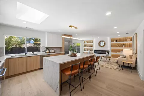 Kitchen - 10712 Pebble Pl, Cupertino, CA 95014 photo 1 of 6