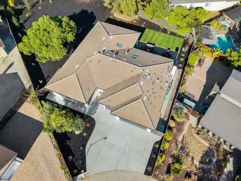 View/Area - 10712 Pebble Pl, Cupertino, CA 95014 photo 3 of 6