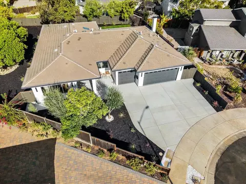 View/Area - 10712 Pebble Pl, Cupertino, CA 95014 photo 2 of 6