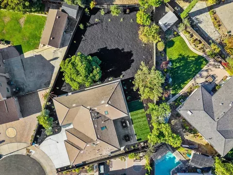 View/Area - 10712 Pebble Pl, Cupertino, CA 95014 photo 6 of 6