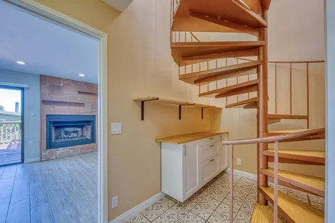 Entry Way - 664 Terry St, Monterey, CA 93940 photo 2 of 3