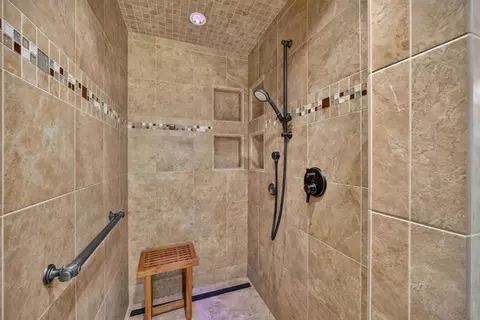 Bath - 1509 Walnut Dr, Campbell, CA 95008 photo 4 of 7