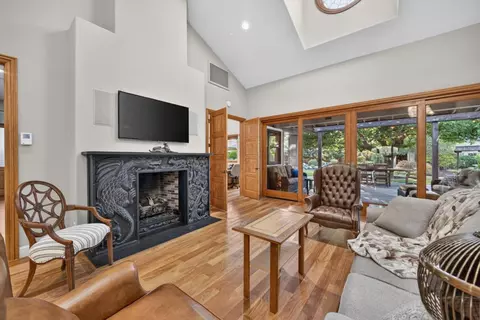 Living - 1509 Walnut Dr, Campbell, CA 95008 photo 2 of 5