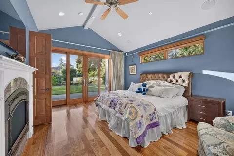 Bedroom - 1509 Walnut Dr, Campbell, CA 95008 photo 2 of 7