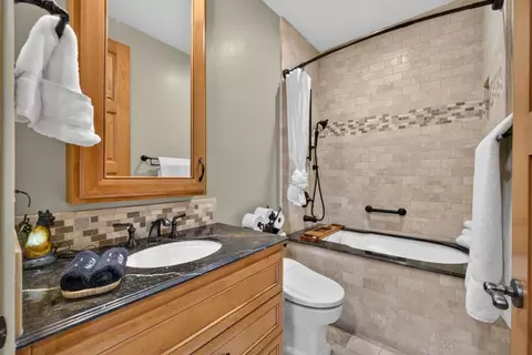 Bath - 1509 Walnut Dr, Campbell, CA 95008 photo 6 of 7
